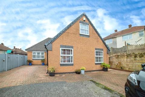 4 bedroom bungalow for sale, Darlton Street, MANSFIELD, Nottinghamshire, NG19