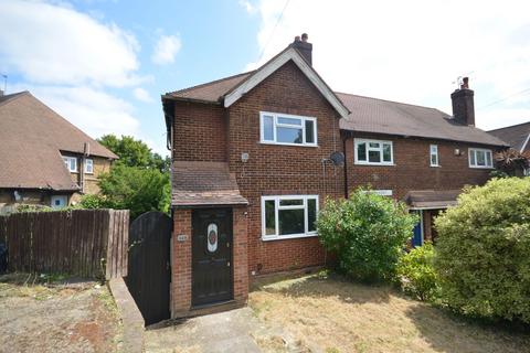 2 bedroom end of terrace house to rent, Paston Crescent Lee SE12