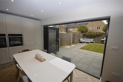 3 bedroom link detached house for sale, Old Challis Rise, Rayne, Braintree, CM77