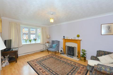 3 bedroom detached house for sale, Sedgeford Drive, Off Portland Crescent, Shrewsbury