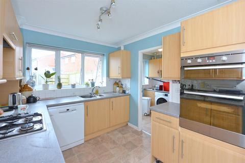 3 bedroom detached house for sale, Sedgeford Drive, Off Portland Crescent, Shrewsbury
