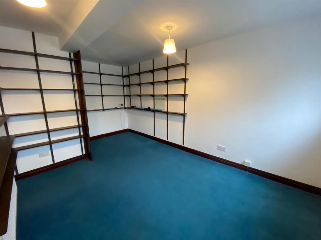 RECEPTION ROOM 1.jpg