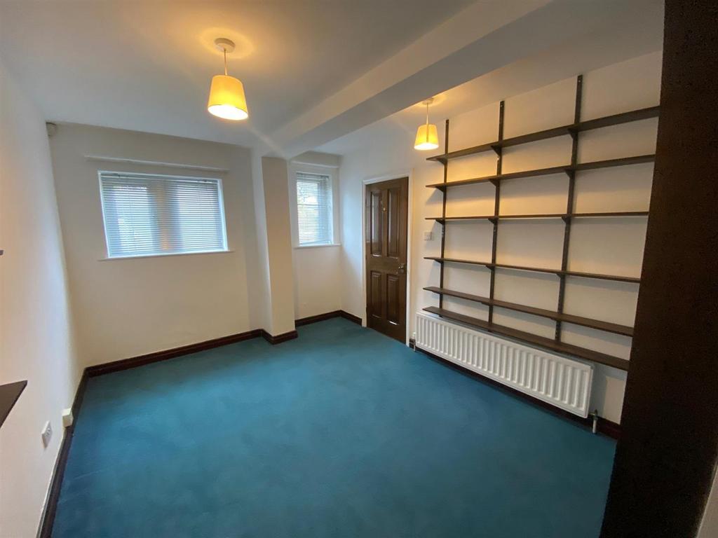 RECEPTION ROOM.jpg