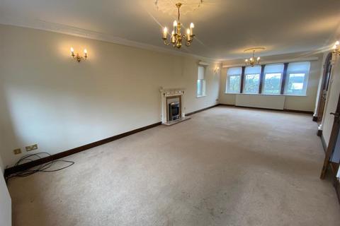 4 bedroom detached house to rent, Ing Head Terrace, Halifax