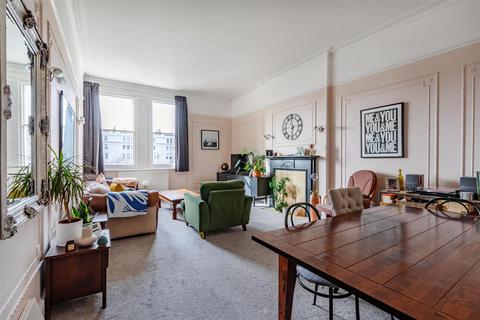 2 bedroom apartment for sale, Palmeira Square, Hove BN3
