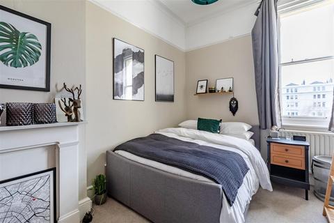 2 bedroom apartment for sale, Palmeira Square, Hove BN3