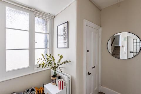 2 bedroom apartment for sale, Palmeira Square, Hove BN3