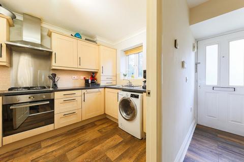 3 bedroom house for sale, White Swan Close, Killingworth, NE12