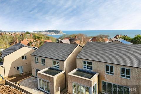 undefined, Pear Tree Close, Scarborough