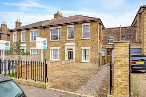 2 bedroom maisonette for sale, Howard Road, Penge