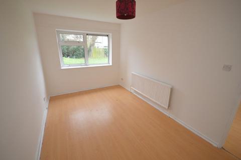 1 bedroom apartment to rent, Burford Close, Ilford