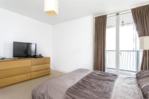 1 bedroom apartment to rent, Hudson Apartments, New River Village, Hornsey, N8