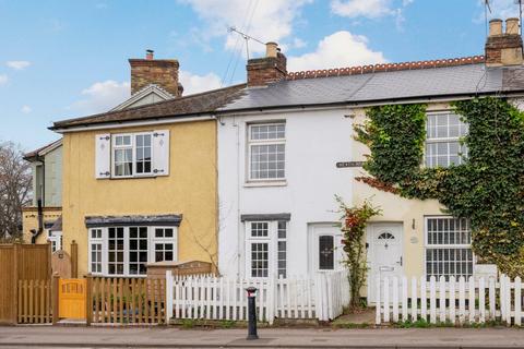 2 bedroom terraced house for sale, Heath Road, Weybridge, KT13
