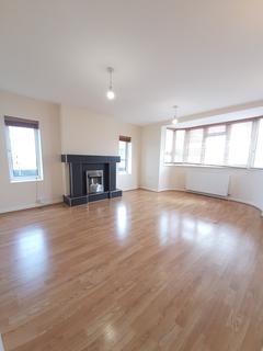 2 bedroom flat to rent - Danes Gate, Harrow HA1