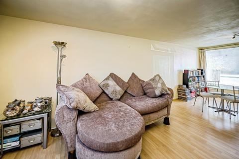 2 bedroom terraced house for sale, Hastoe Park, Aylesbury