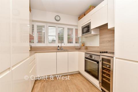 4 bedroom townhouse for sale, Dover Road, Tadworth, Surrey
