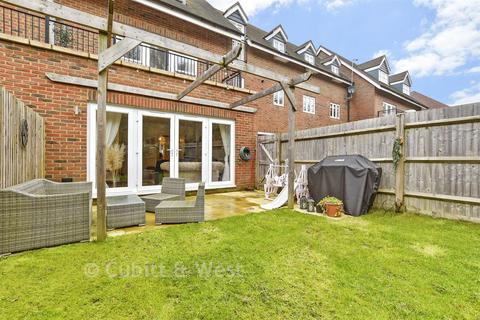 undefined, Dover Road, Tadworth, Surrey