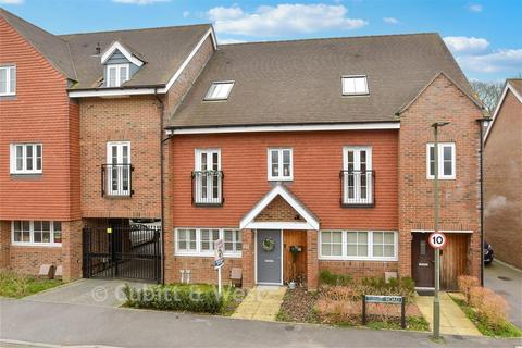 4 bedroom townhouse for sale, Dover Road, Tadworth, Surrey