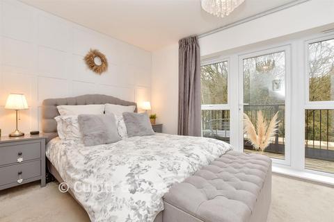 undefined, Dover Road, Tadworth KT20