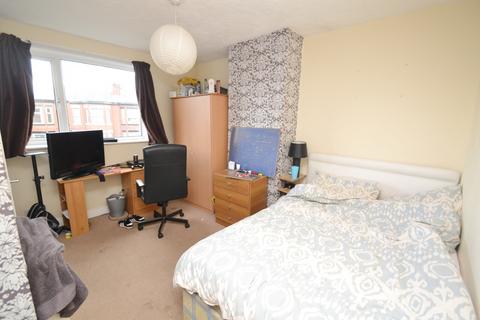 4 bedroom semi-detached house for sale, Yew Tree Road, Manchester M20