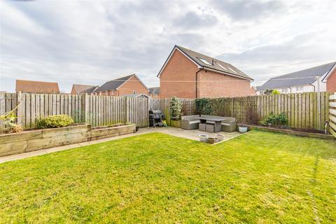3 bedroom end of terrace house for sale, Weavers Road, Morpeth NE61