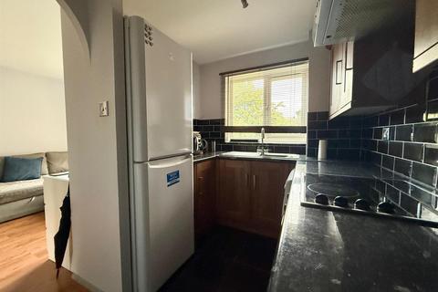 undefined, Porter Close