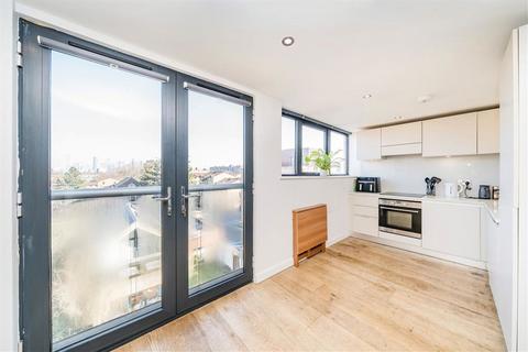 2 bedroom flat for sale, New Cross Road, London SE14