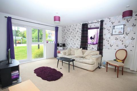 1 bedroom apartment to rent, PARK VIEW ROAD, LEATHERHEAD, KT22