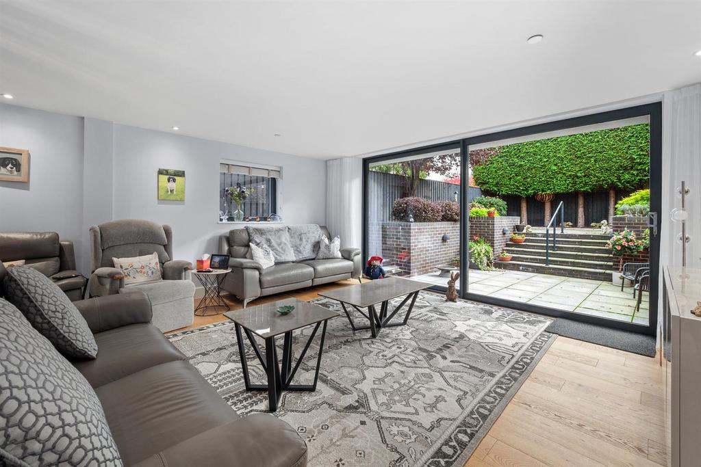 1 Avon Heights-5.jpg