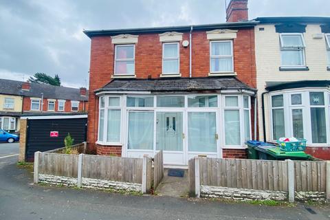 2 bedroom end of terrace house to rent, Watery Lane, SMETHWICK
