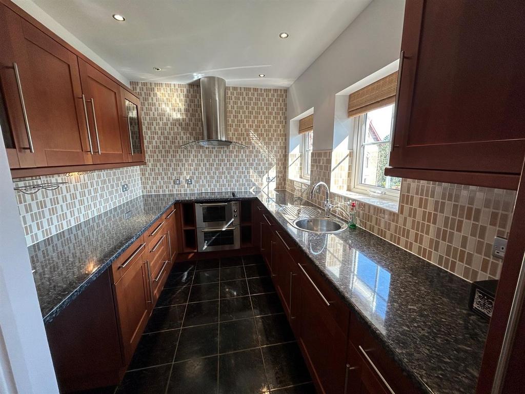 Kitchen.jpg
