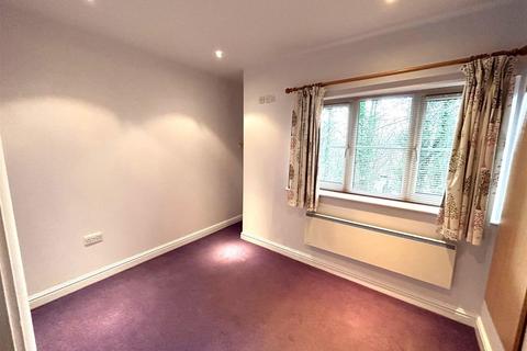 undefined, Orchard Lane, Leigh