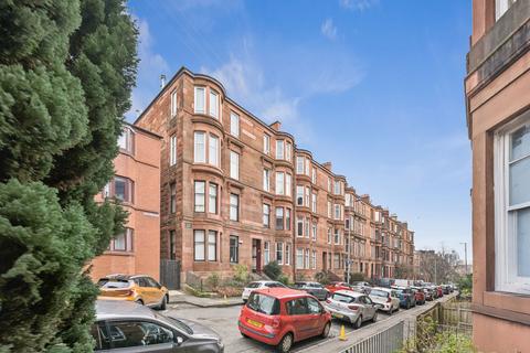 2 bedroom flat for sale, Caird Drive, Flat 0/2, Partickhill, Glasgow, G11 5DT