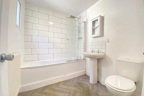6 bedroom house share to rent, Edwin Street, Gravesend, Kent, DA12