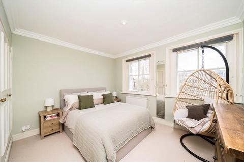 2 bedroom flat to rent, Onslow Gardens, London SW7