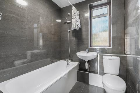undefined, Beeches Road, Slough SL2