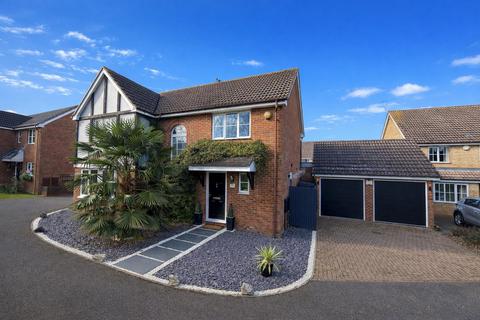 4 bedroom detached house for sale, Acorn Close, Park Farm