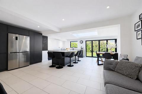 4 bedroom detached house for sale, Acorn Close, Park Farm