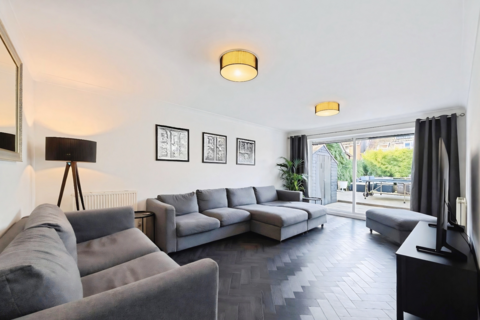 4 bedroom detached house for sale, Acorn Close, Park Farm