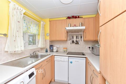 1 bedroom ground floor flat for sale, Bell Road, Sittingbourne, Kent