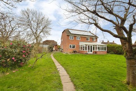 4 bedroom detached house for sale, APPLEDORE