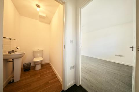 2 bedroom end of terrace house for sale, Pasture View, Kingswood, Hull
