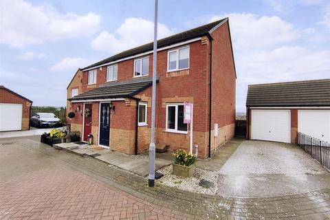 3 bedroom semi-detached house for sale, Fall Close, dodworth, Barnsley, S70 6DJ