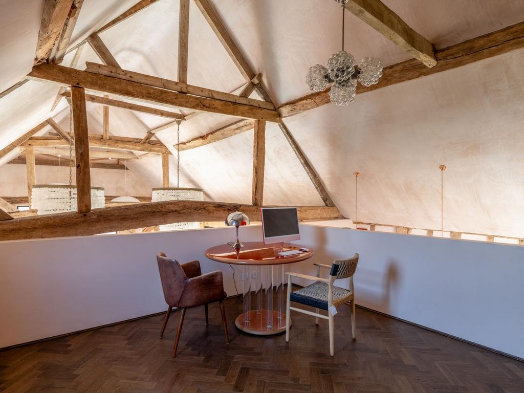 Study/Mezzanine