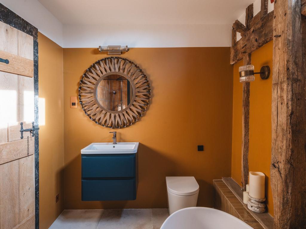 En-Suite to Bedroom Three
