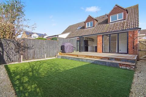 2 bedroom semi-detached bungalow for sale, Malam Close, Coventry, CV4