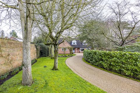 4 bedroom detached house for sale - Church Street, Collingham NG23