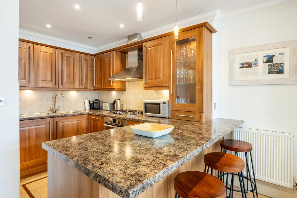 11 Kitchen