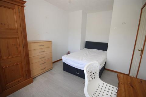 undefined, Hollow Close, Guildford