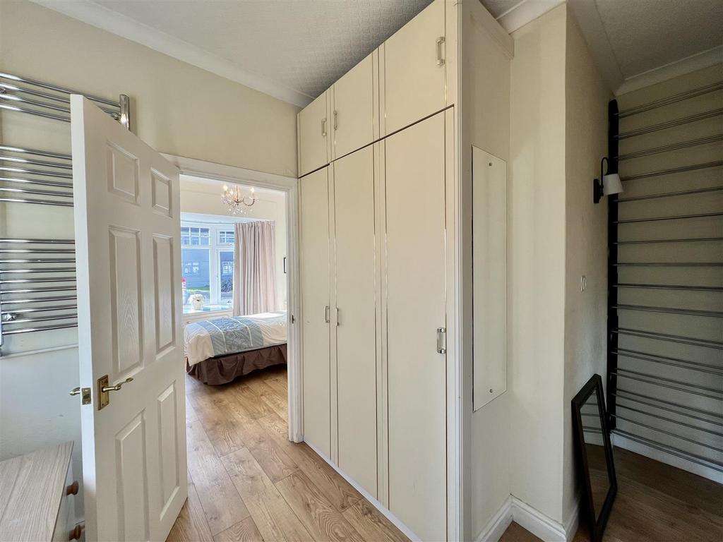 Walk in wardrobe